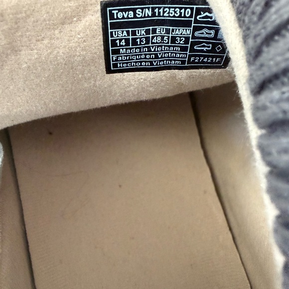 Teva  Gray ReEmber Mid Boot  Men’s 14 - Picture 7 of 9